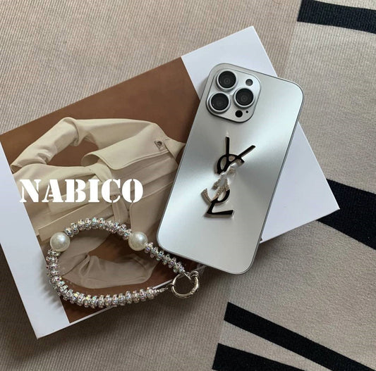 Capa elegante para iPhone Letter Shine x Mono com corrente