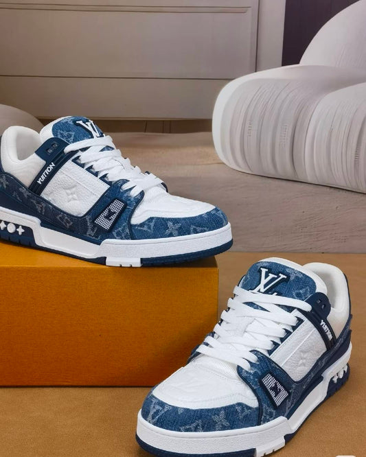 Zapatillas ligeras, lujosas, versátiles y modernas para hombres y mujeres con estilo.