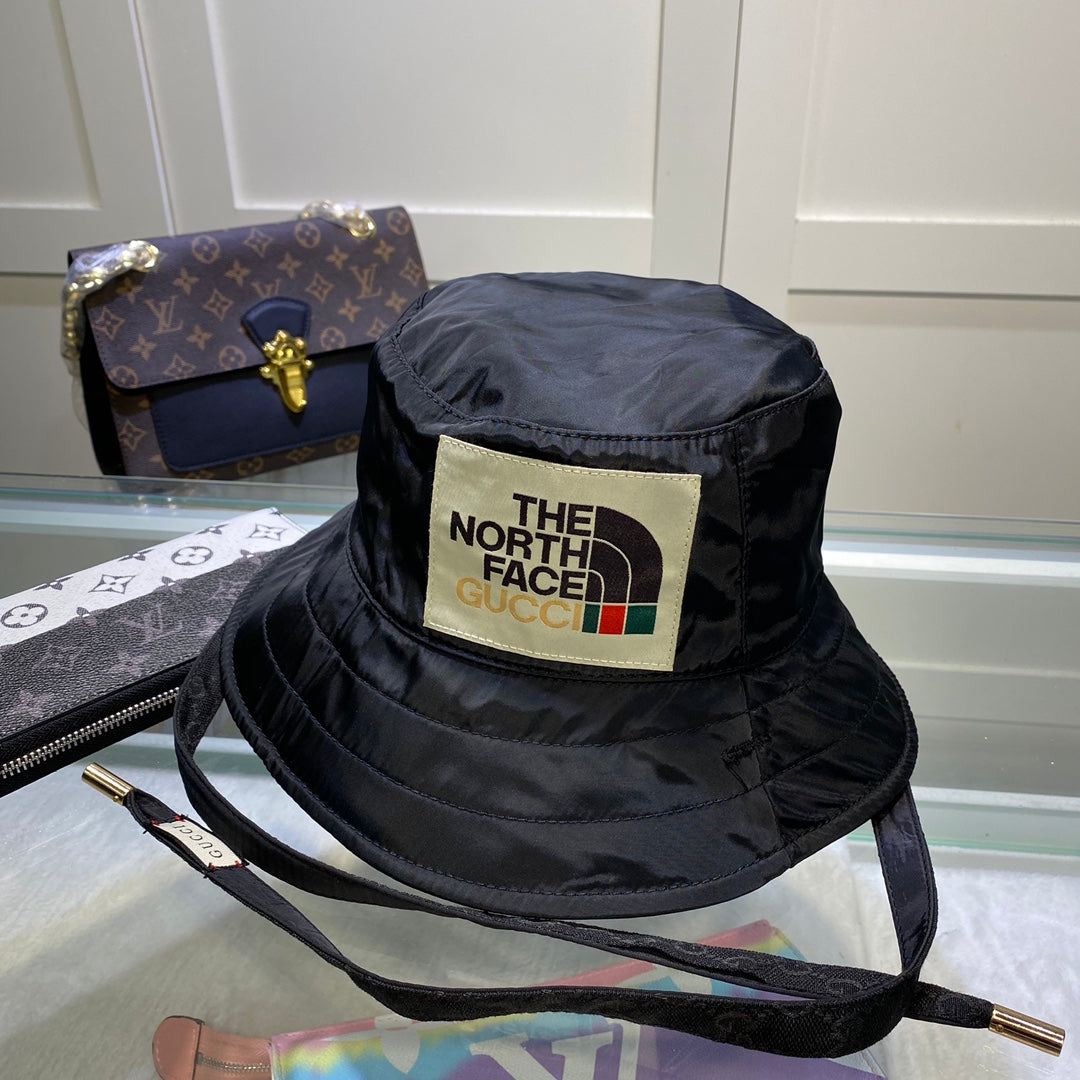 Fashion x Classic Vendbar Bucket Hat