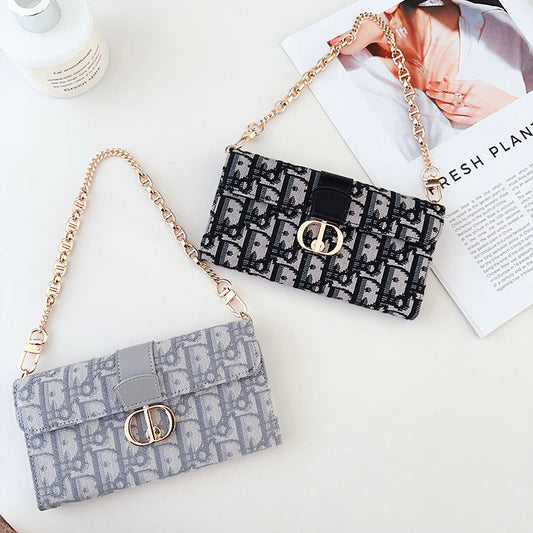 Capa para iPhone com corrente de lenços de bolsa da moda