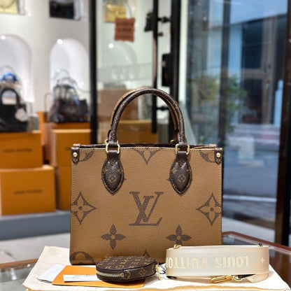 Quiet Luxury Classic Monogram αναστρέψιμη δίχρωμη τσάντα