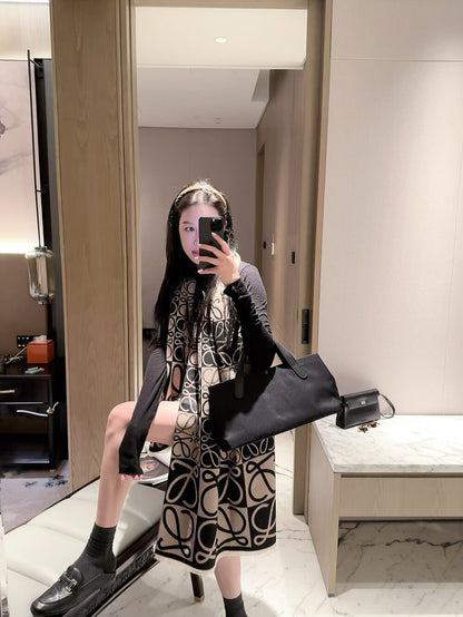 LOEWE 2026 New Checkerboard Anagram Cashmere