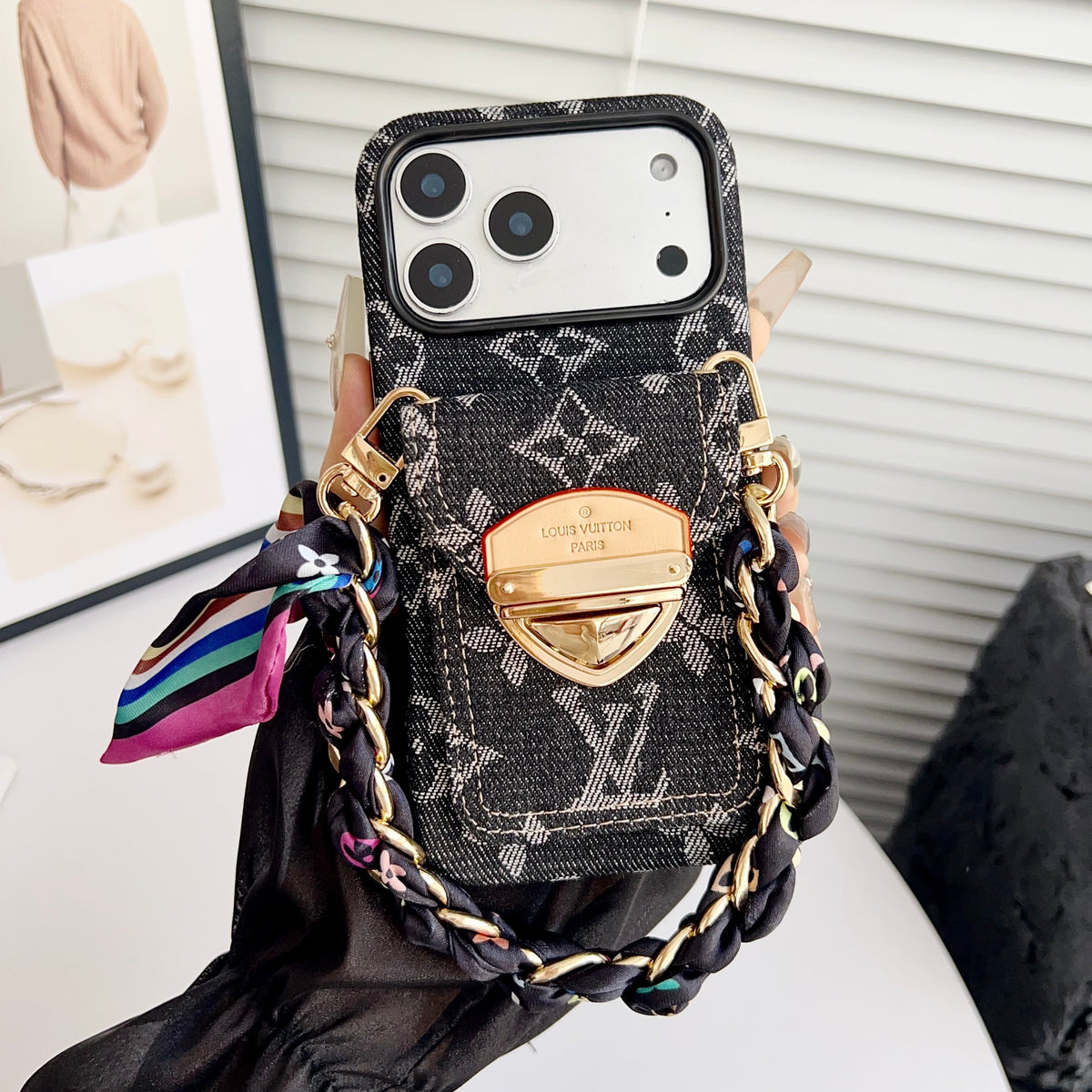 Luxe crossbody iPhone-hoesje met kaartvak en afneembare riem