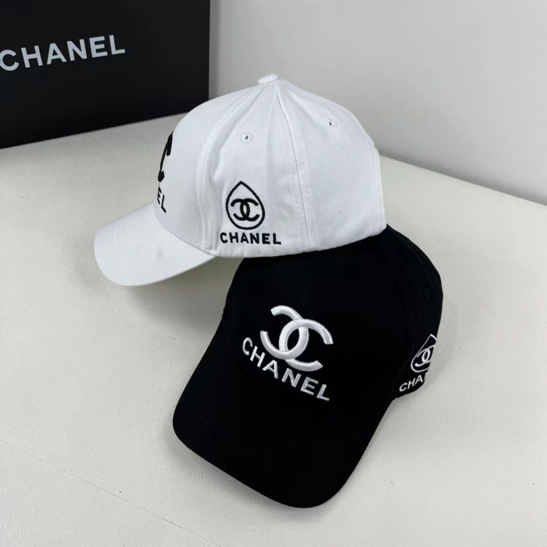 Classic luxury hat 07