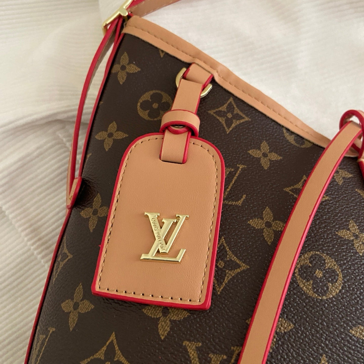 Mála Gualainn Tras-Strap Monogram