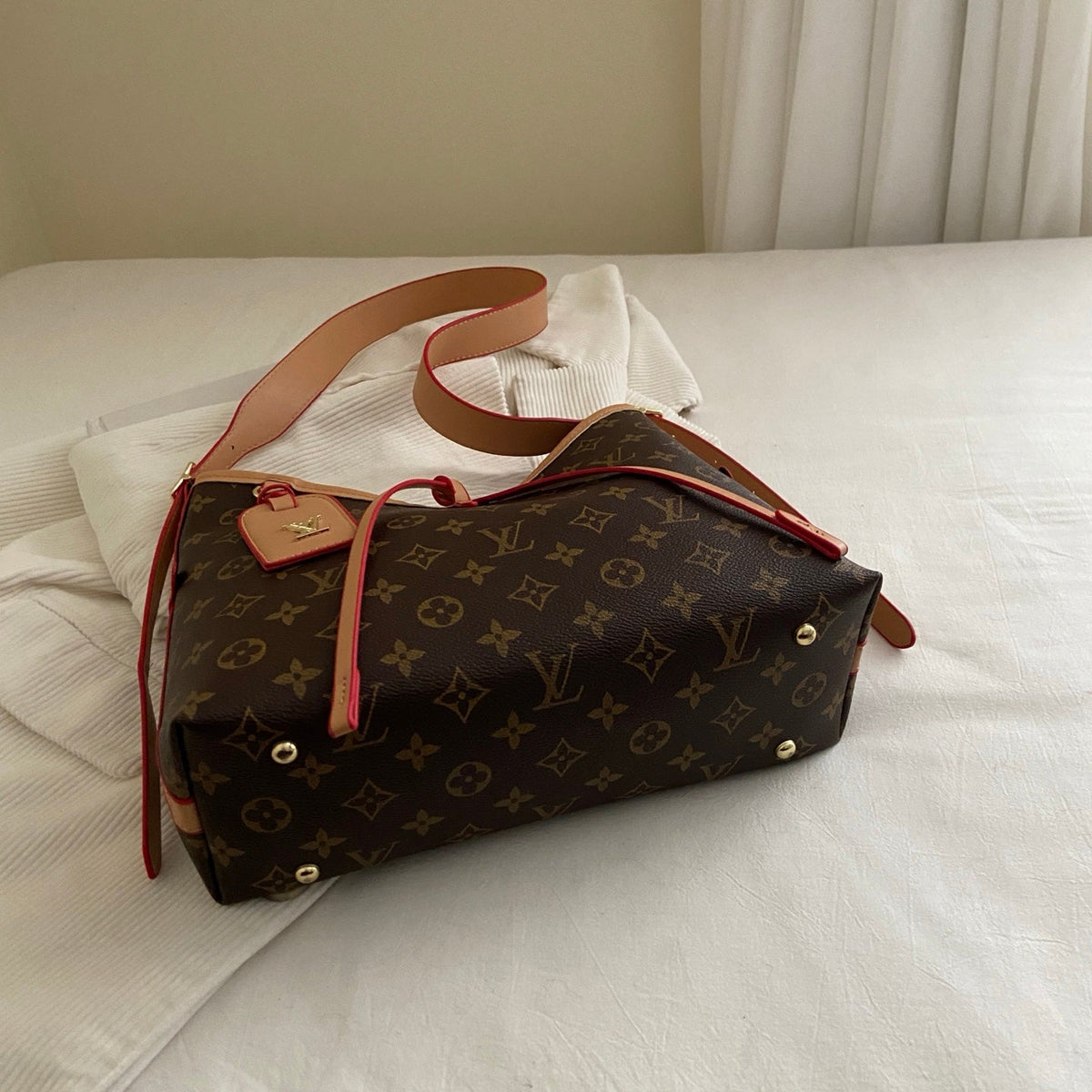 Mála Gualainn Tras-Strap Monogram