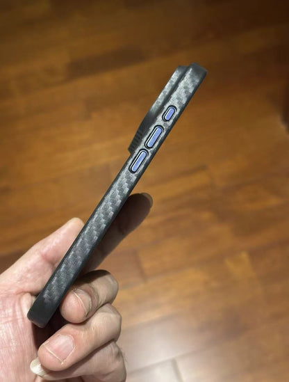 Slank telefoonhoesje van premium koolstofvezeltextuur