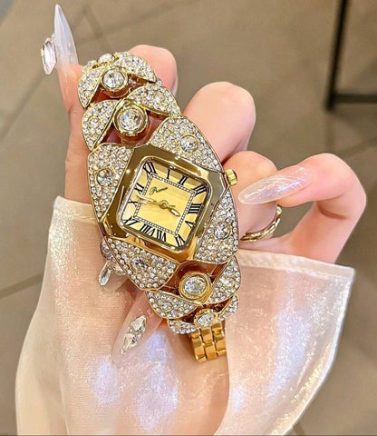 Luxury Palace Style Quartz Watch