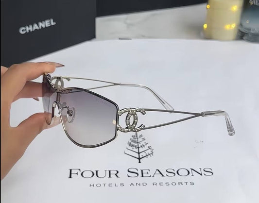 Rhinestone Decor Silver Metal Wrap-Around Gradient Sunglasses