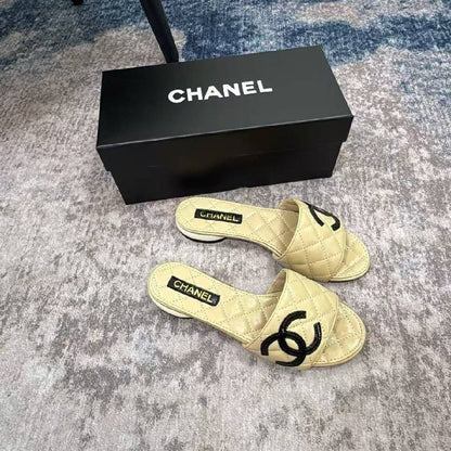 High Repurchase Luxury Leather Slide Sandals, Iconic Summer Fashion Staple