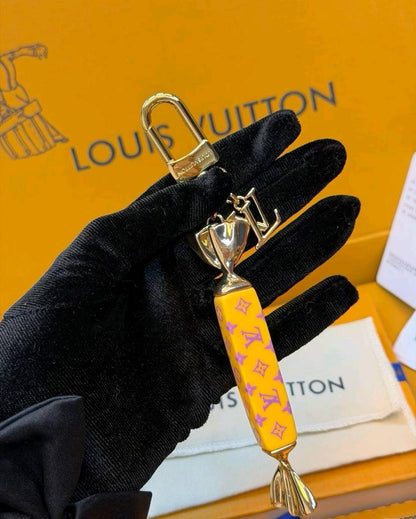 Só Lollipop Monogram Mála Charm Keychain