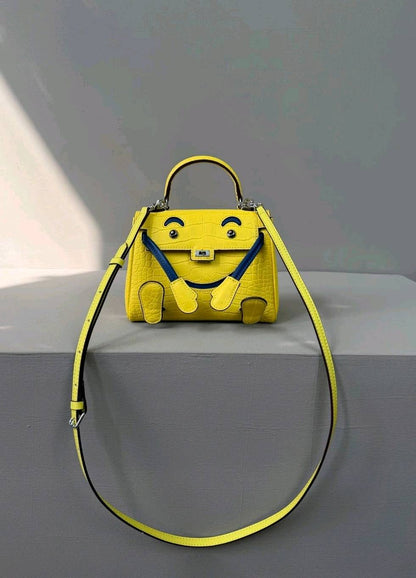 Ylellinen Kelly Millennium -nukkelaukku