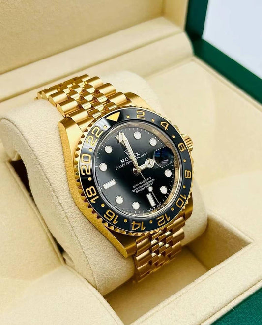 High-end Green Watch