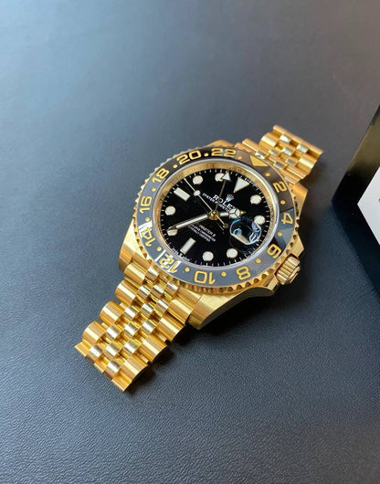 High-end Green Watch