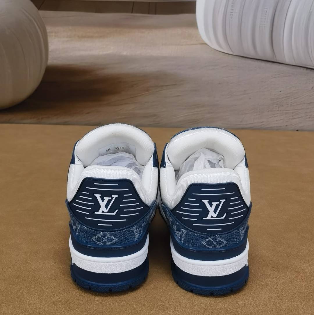 Sneakers Só Snámh - Buaileann Faisean le Éascaíocht Lá Uile