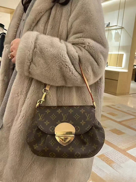 Vintage Print Gold-Lock Flap Saddle Bag