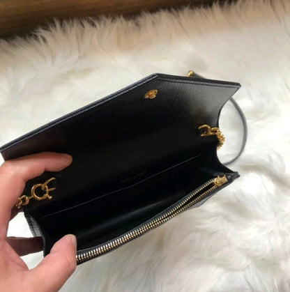 Black Caviar V‑Quilted Envelope Chain Bag