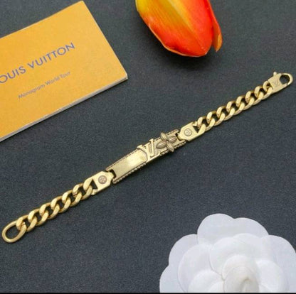Quiet Luxury Vintage Gold Curb Chain Bracelet