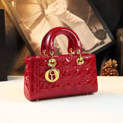 Sac femme style Dior en cuir verni de luxe léger