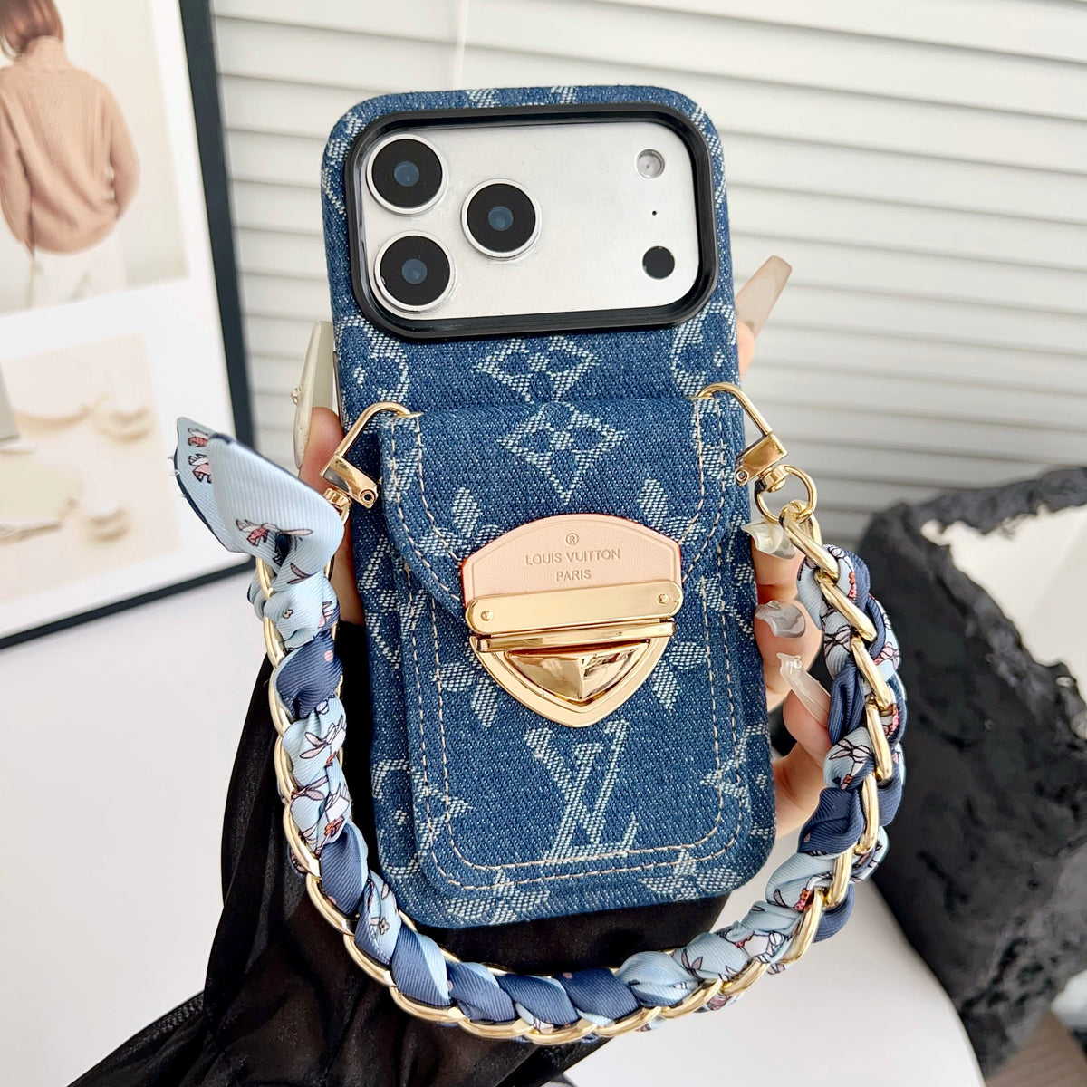 Luxe crossbody iPhone-hoesje met kaartvak en afneembare riem