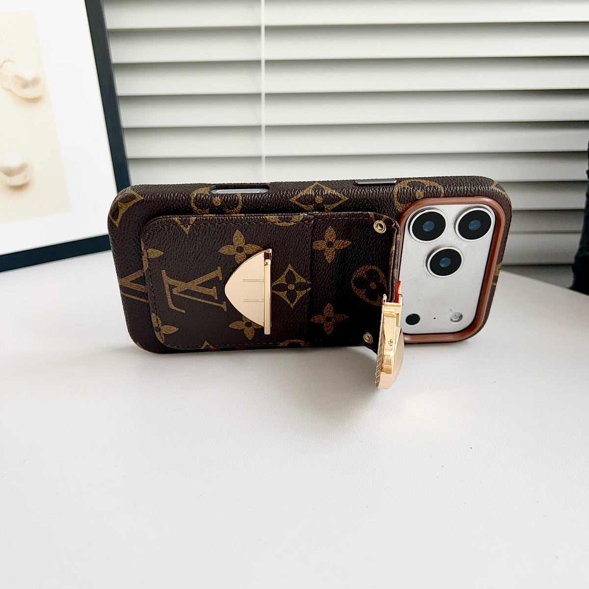 Luxe crossbody iPhone-hoesje met kaartvak en afneembare riem