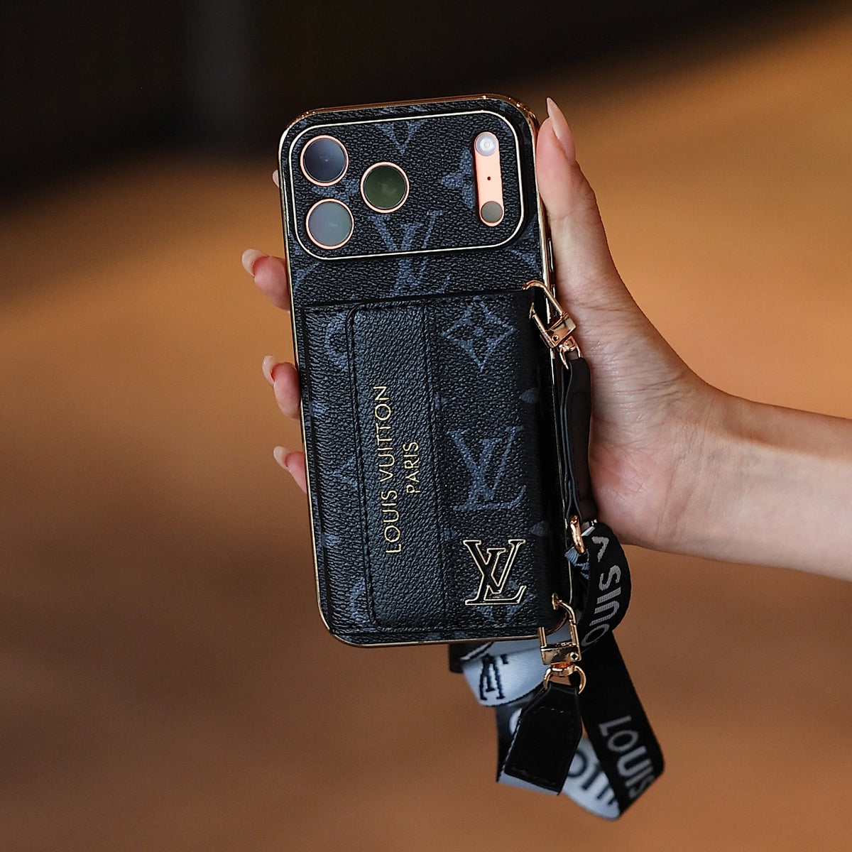 カードホルダー & ストラップ付き高級アドバンストレザーiPhoneケース