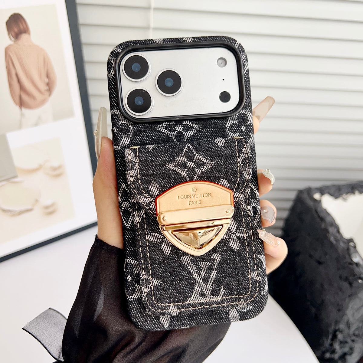 Luxe crossbody iPhone-hoesje met kaartvak en afneembare riem
