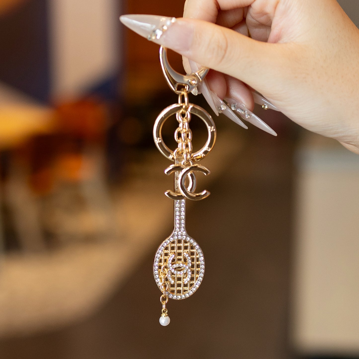 1V key chain-713