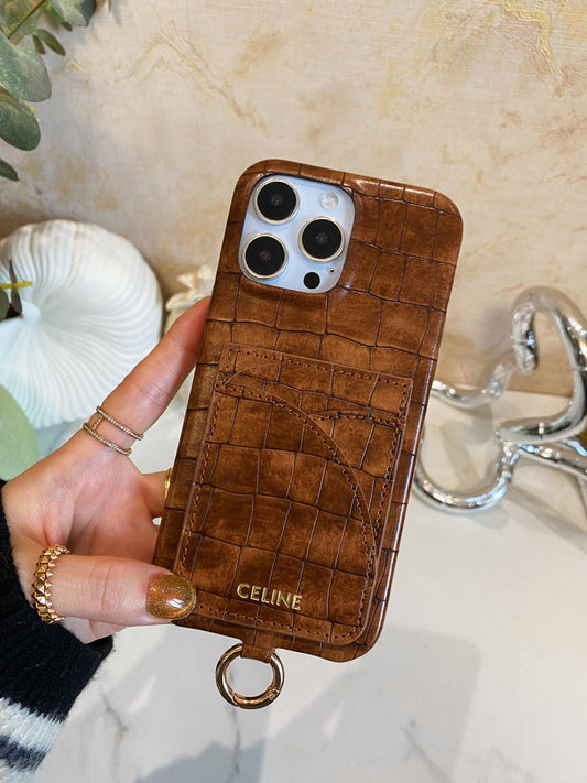 Коричневый чехол Celine для iPhone с принтом аллигатора, держателем для карт и ремешком -EYP241415