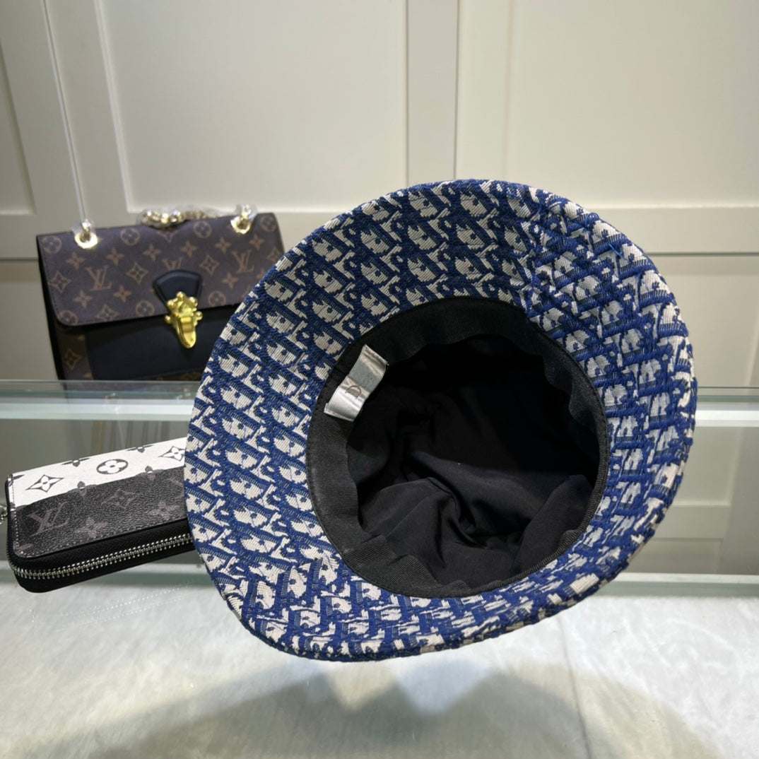 Klassisk vintage skrå monogram bøttehat