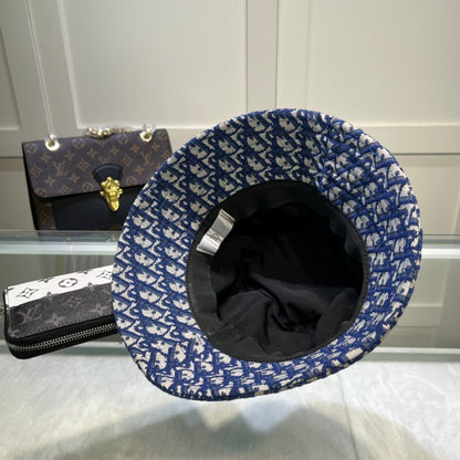 Klassisk vintage skrå monogram bøttehat