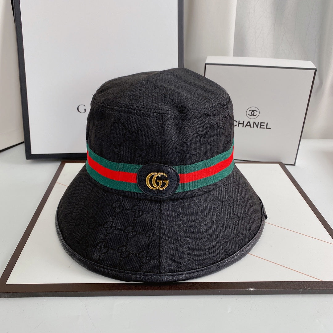 Klassinen GG Supreme Web Stripe Bucket Hat | Ylellinen suunnittelijahattu