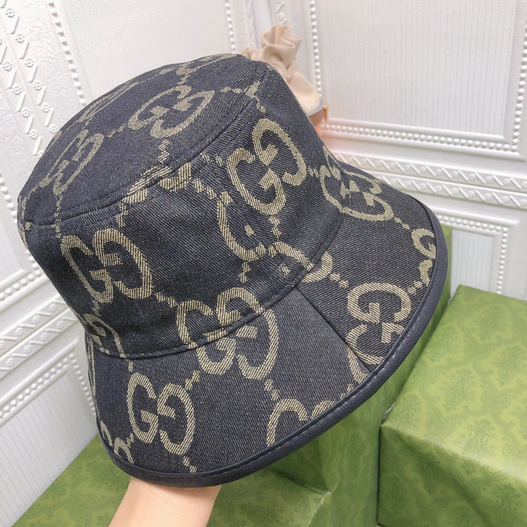 کلاه سطلی برزنتی کلاسیک GG Monogram Vintage برای مردان & زنانه