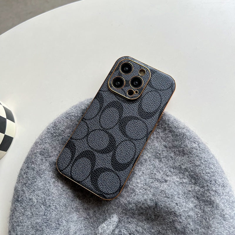 Funda iPhone Clásica Cuero Negro -QBK240513