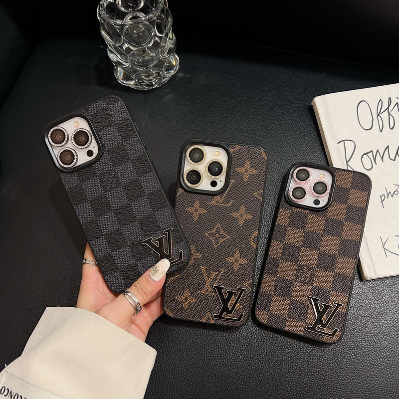 Só Lógó Dubh Cás iPhone Leathar