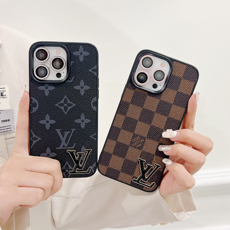 Só Lógó Dubh Cás iPhone Leathar