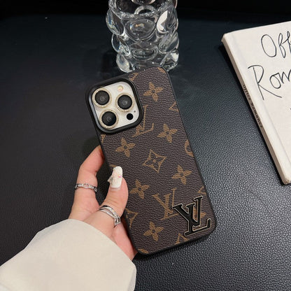 Só Lógó Dubh Cás iPhone Leathar