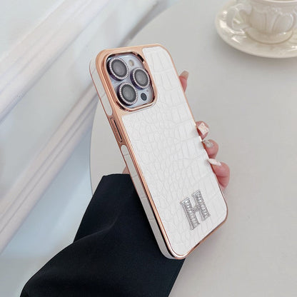 Klasyczne etui na iPhone'a z logo w kształcie diamentu w kolorze różowego złota