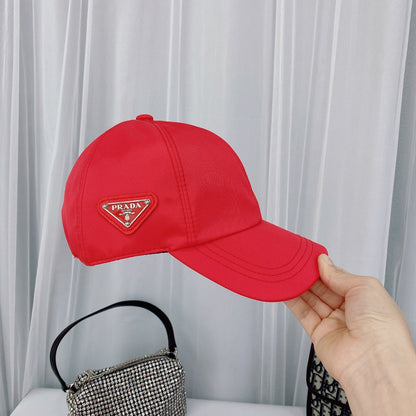 Czapka z daszkiem z trójkątnym logo Fashion | Luksusowy kapelusz projektanta