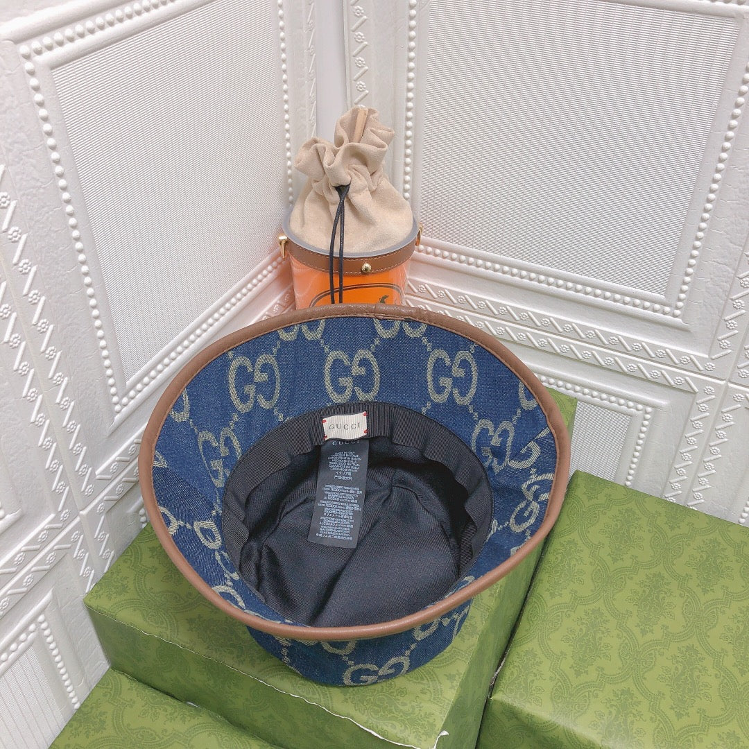 کلاه سطلی برزنتی کلاسیک GG Monogram Vintage برای مردان & زنانه