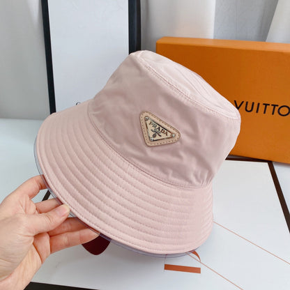 Szybkoschnący kapelusz typu Bucket z logo w kształcie trójkąta
